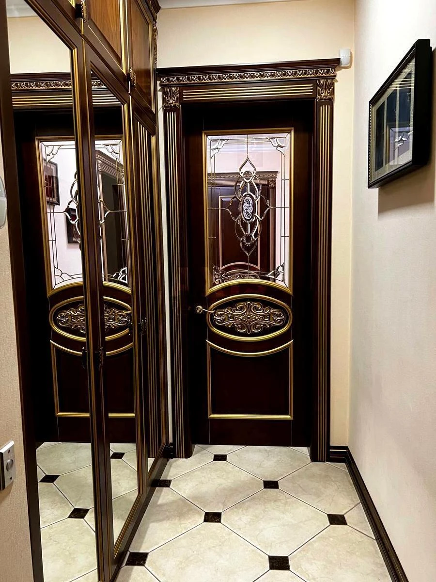 Office vul. Jevgena Konoval'cja 36В, 80m2684577