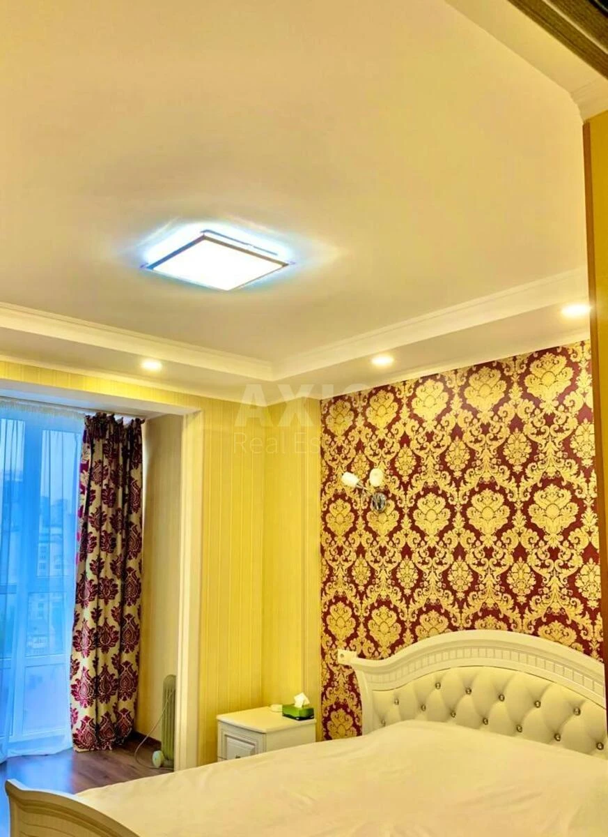 3к квартира ул. Малевича Казимира 89649981