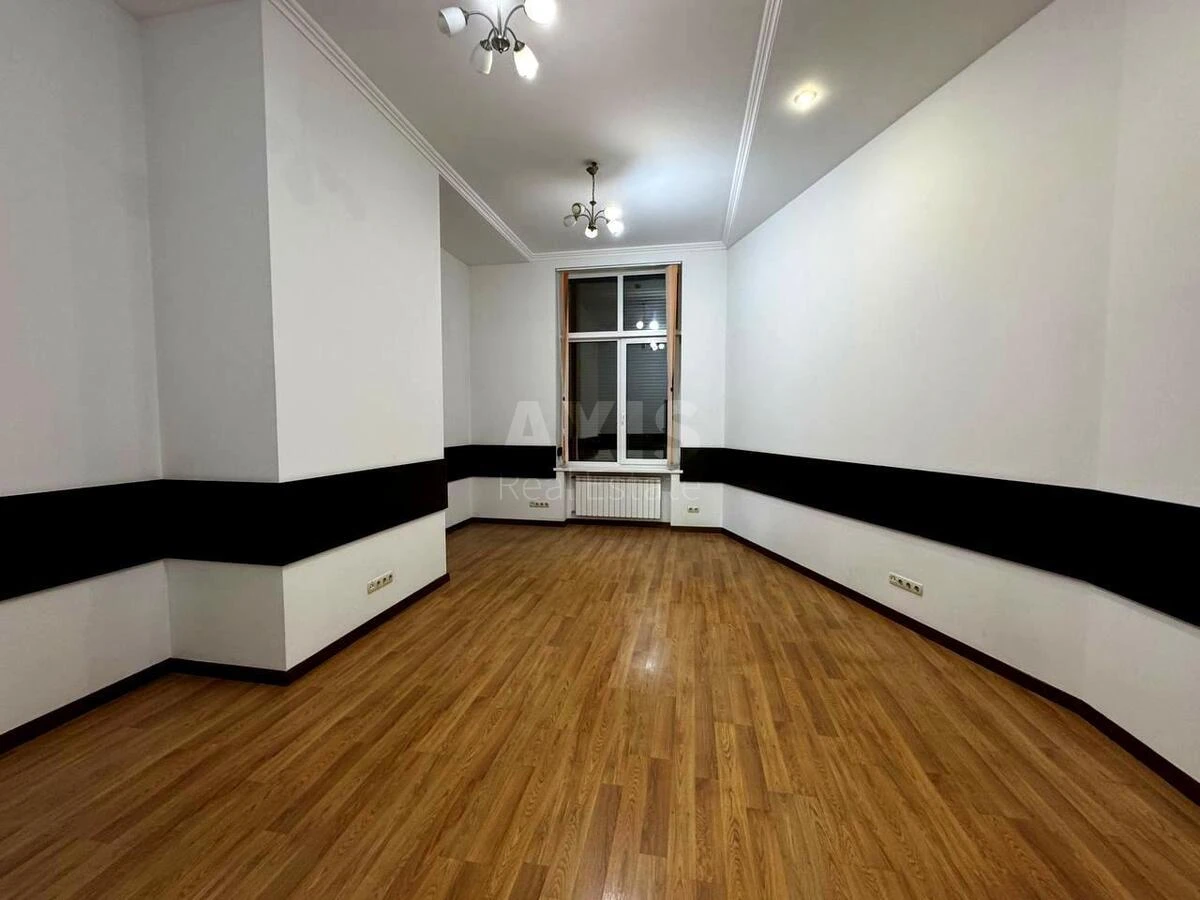 Офис ул. Старонаводницкая 6Б, 740м26364314