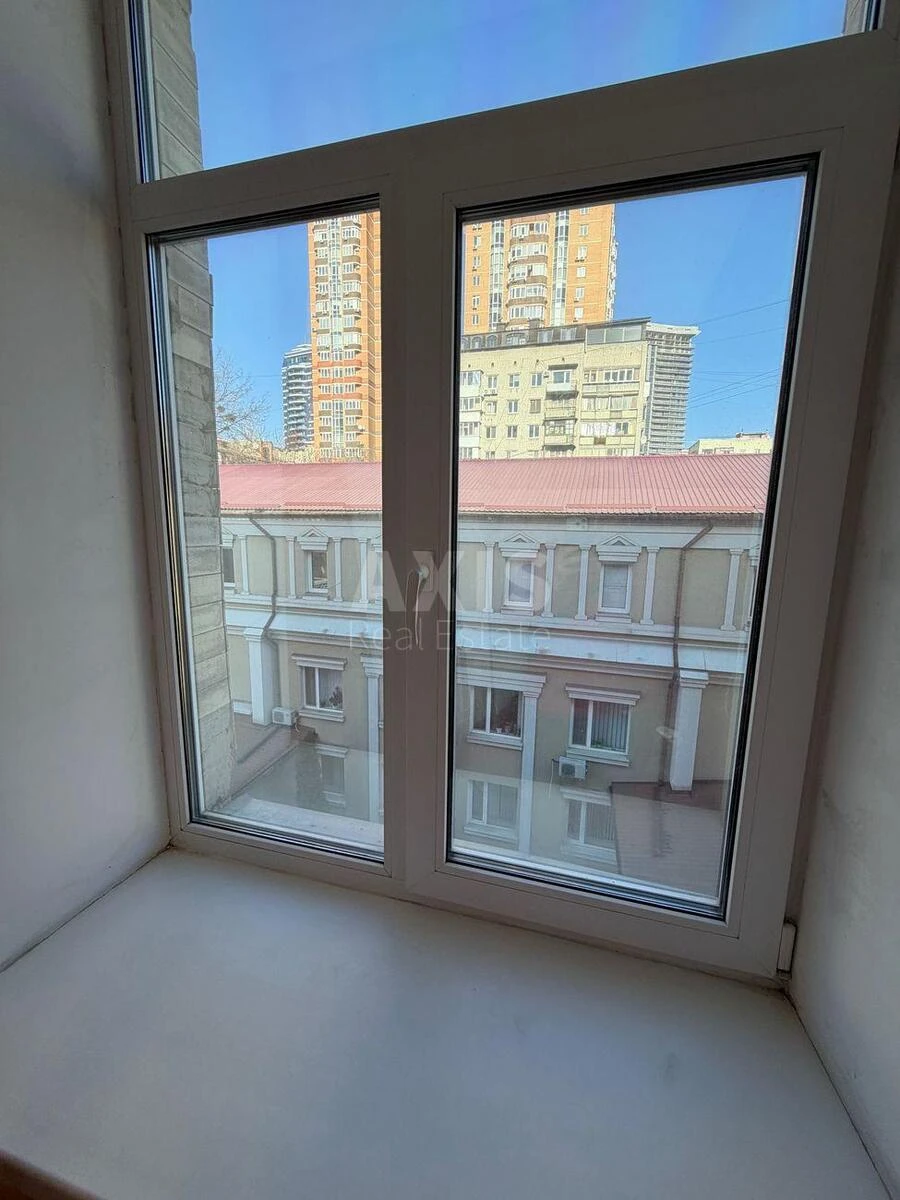 2к квартира ул. Василия Тютюнника 136709912