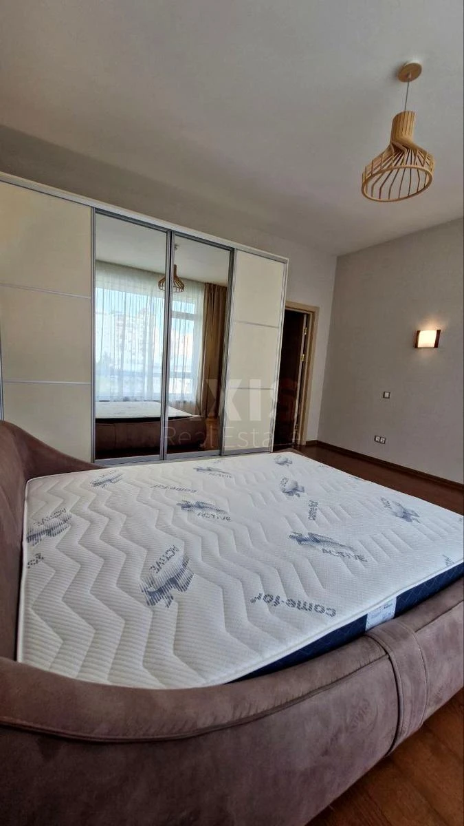 3к квартира ул. Антоновича 131668535