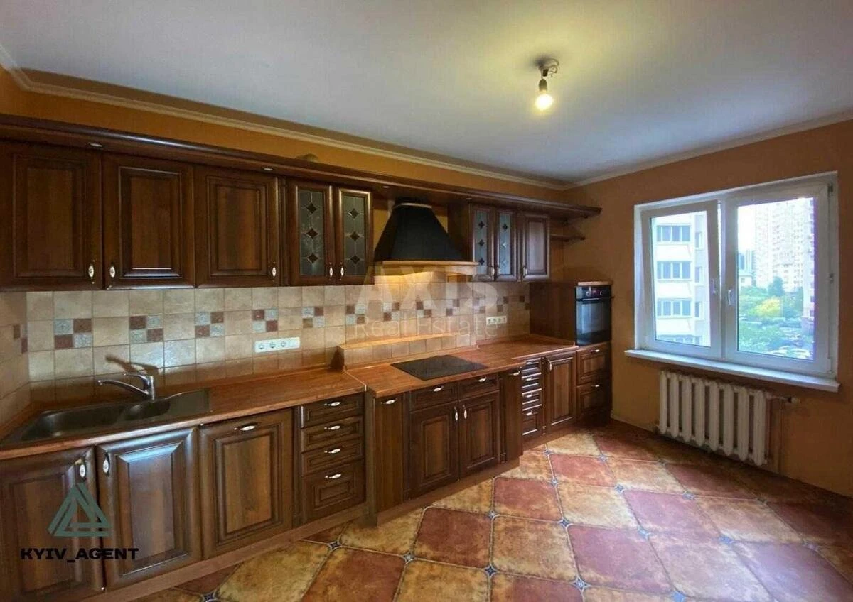 3к квартира ул. Урловская 15628810