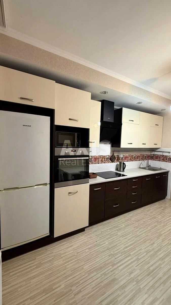 3k apartment vul. Ahmatovoi' Anny 30645300