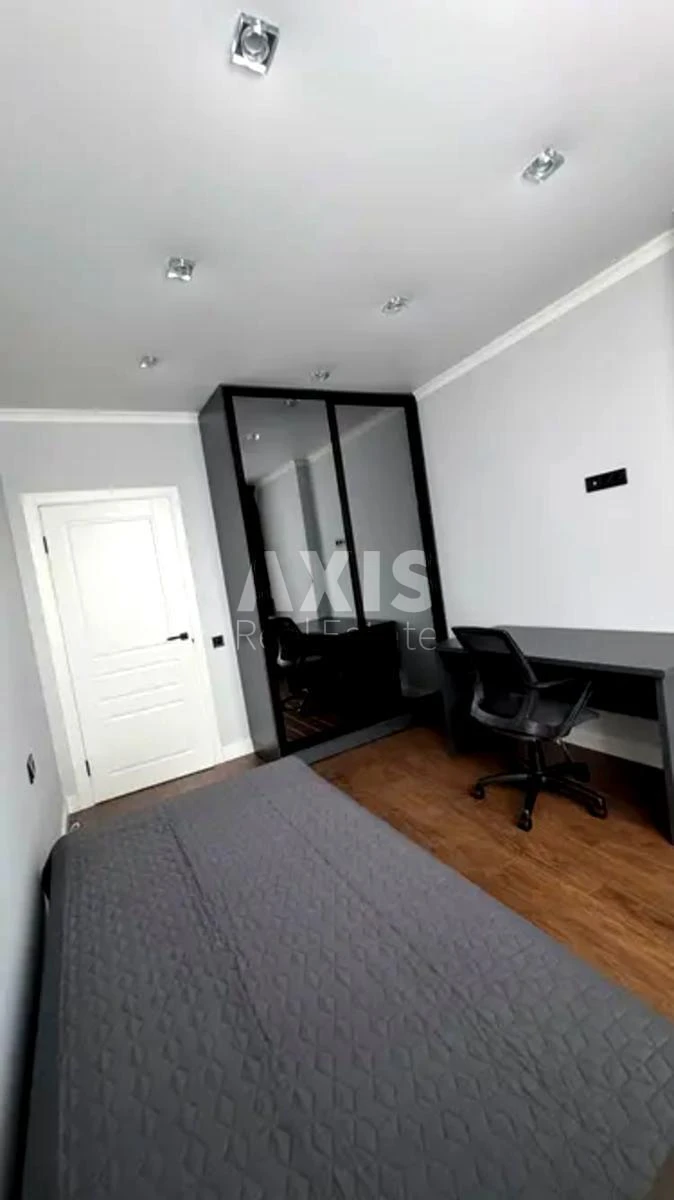 2k apartment nab. Dniprovs'ka 18639877