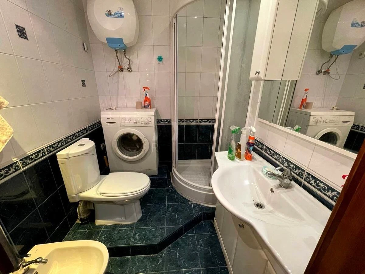 3k apartment vul. Ahmatovoi' Anny 316581319