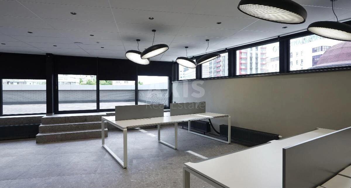 Office vul. Jevgena Konoval'cja 36Д, 345m2674933