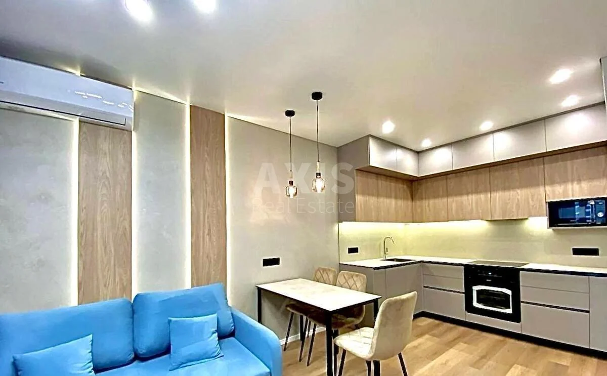 1k apartment vul. Grechka Marshala 40/12