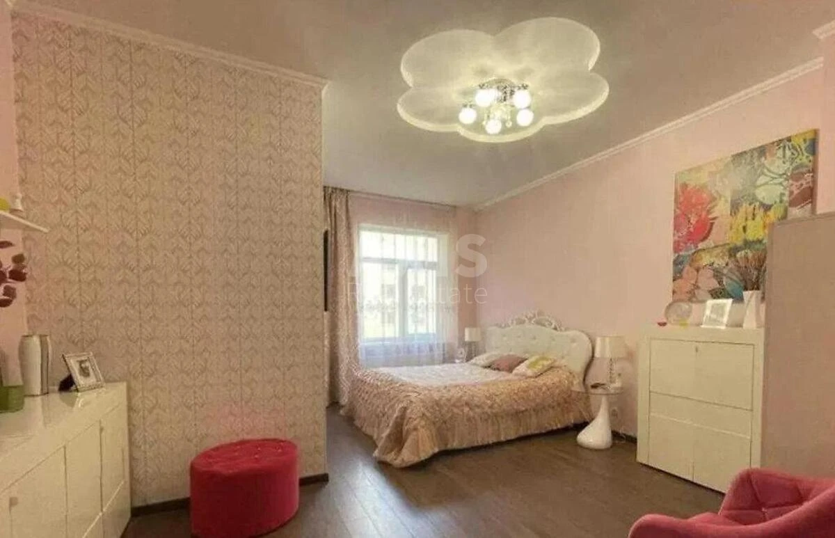 3k apartment vul. Jevgena Konoval'cja 36Е667770