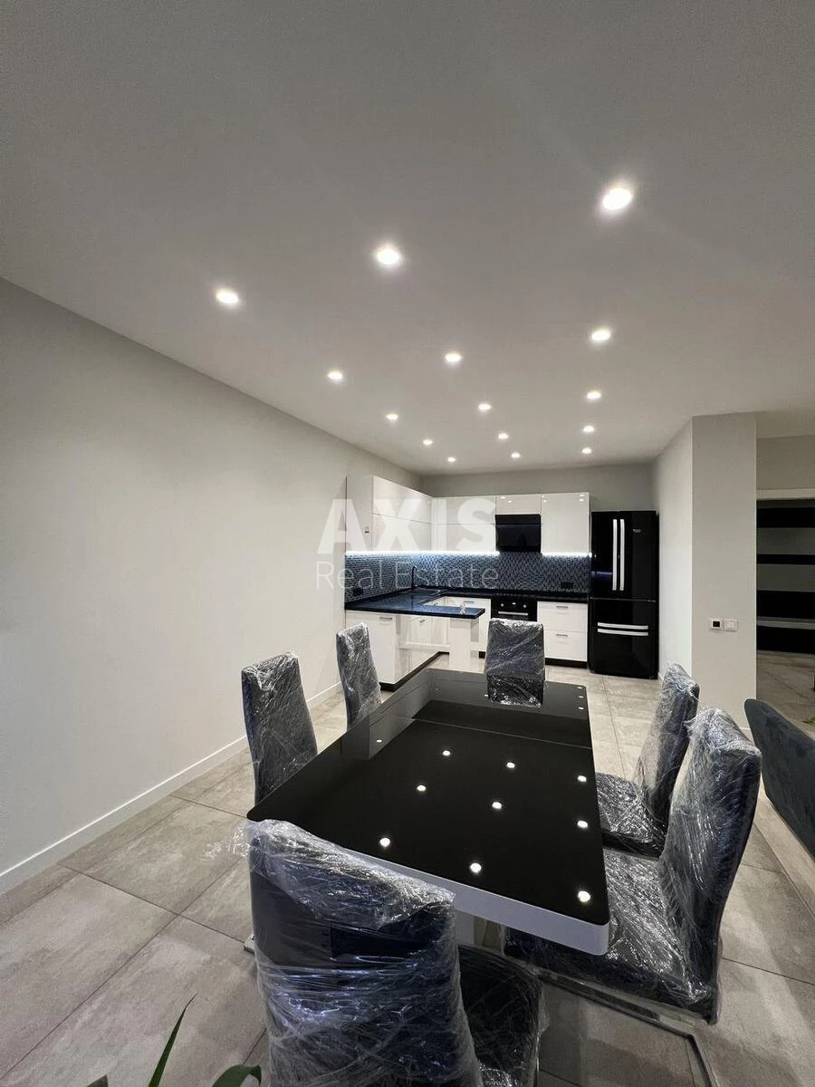 3k apartment vul. Dmytrivs'ka 10615681