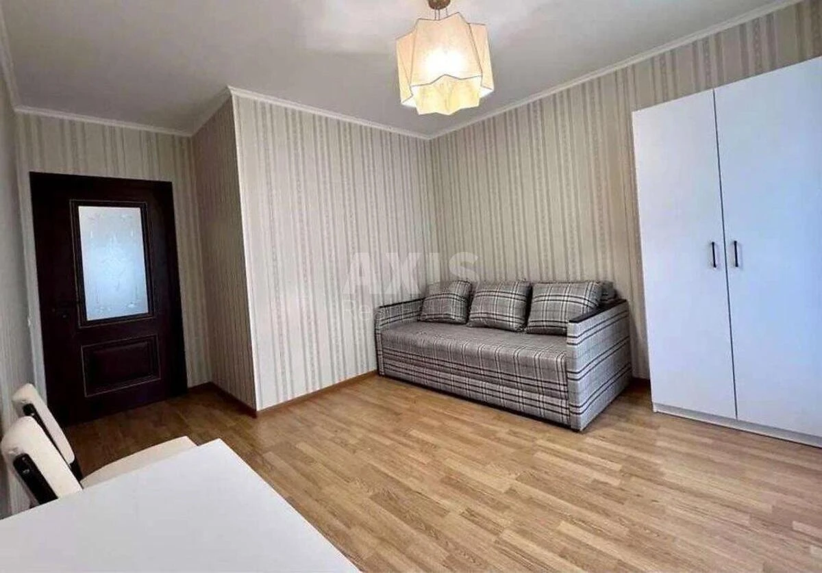 2k apartment vul. Radystiv 34М671101