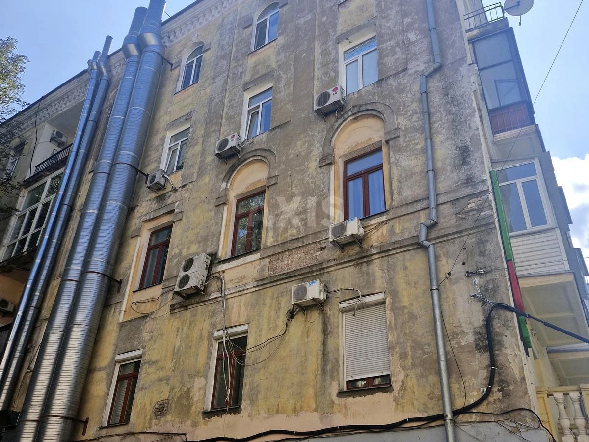 Объект торговли ул. Лютеранская 3, 290м27026012