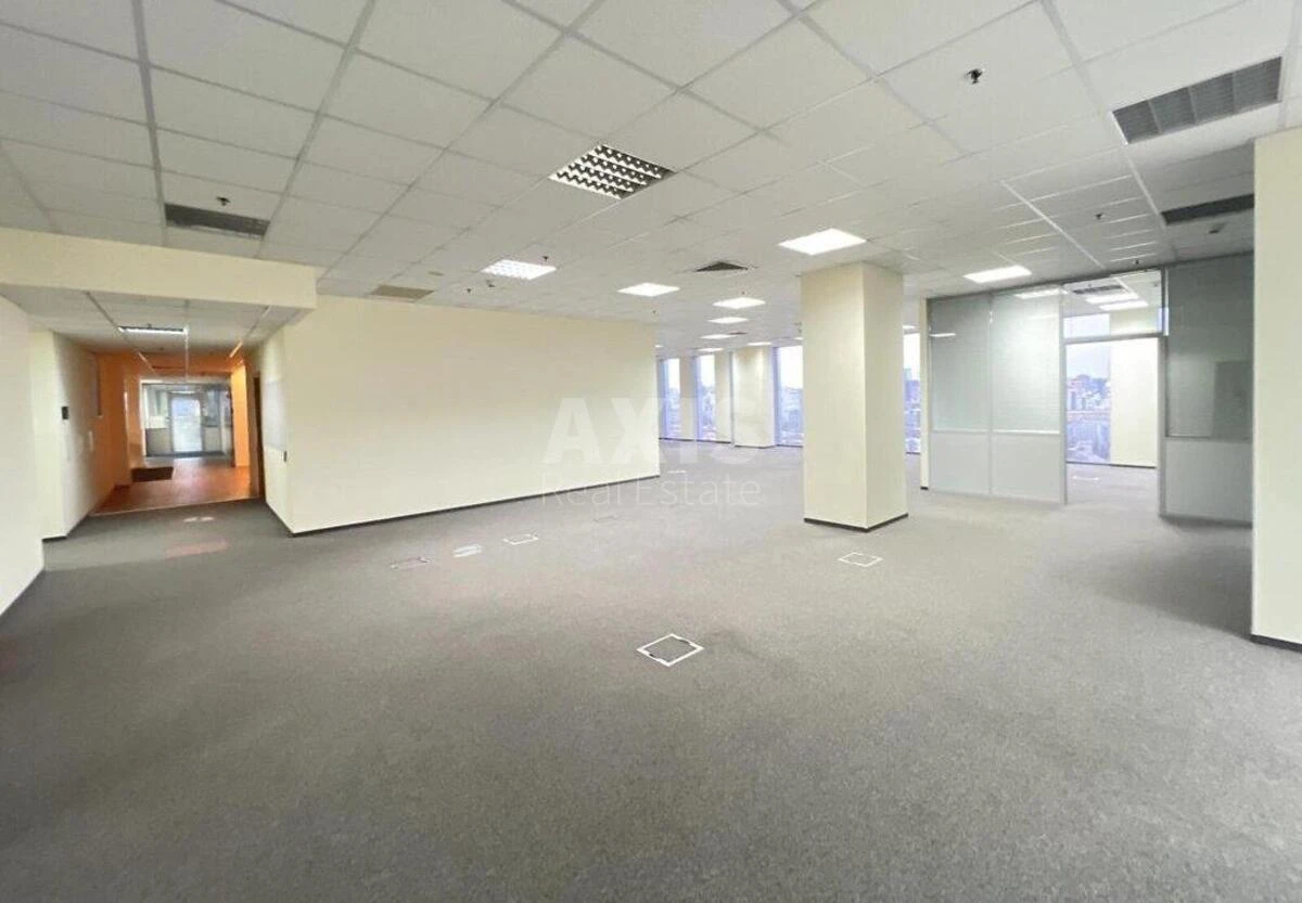 Office vul. Amosova Mykoly 12, 538m2499010
