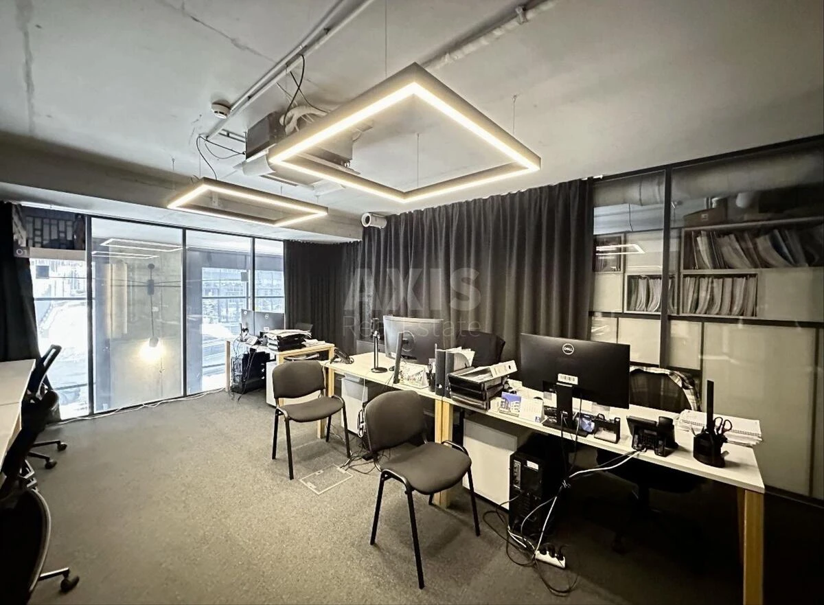 Office vul. Filatova Akademika 2/1, 340m26702017