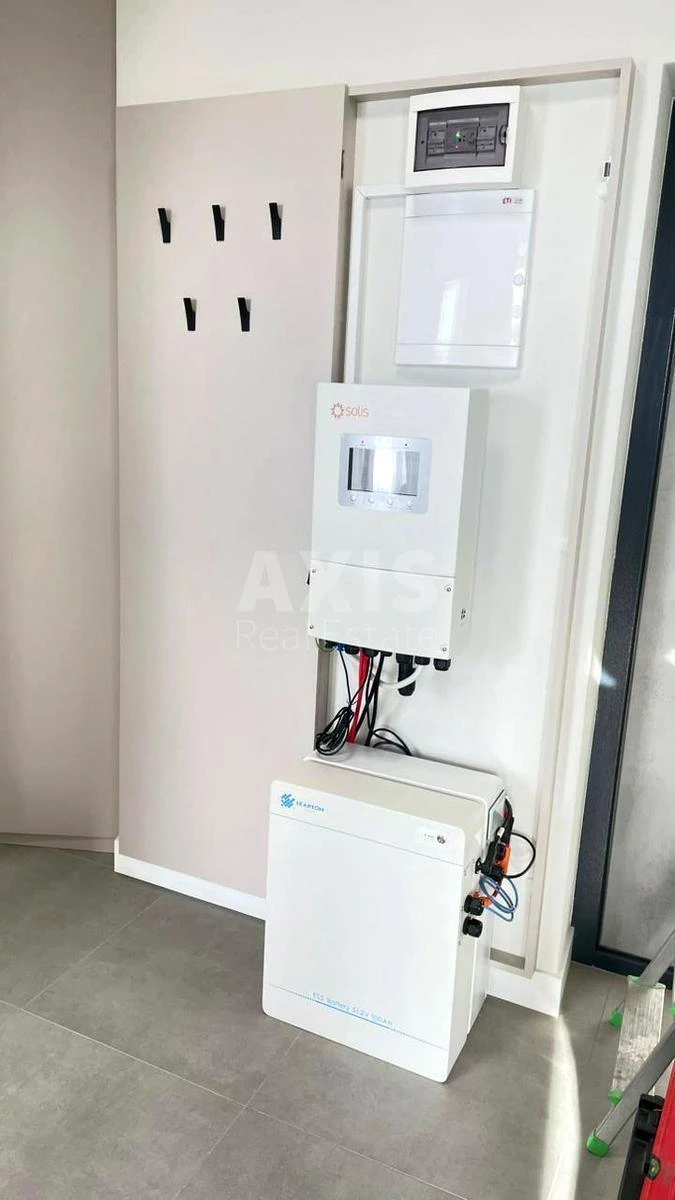 2k apartment pr-t Berestejskij 676548512