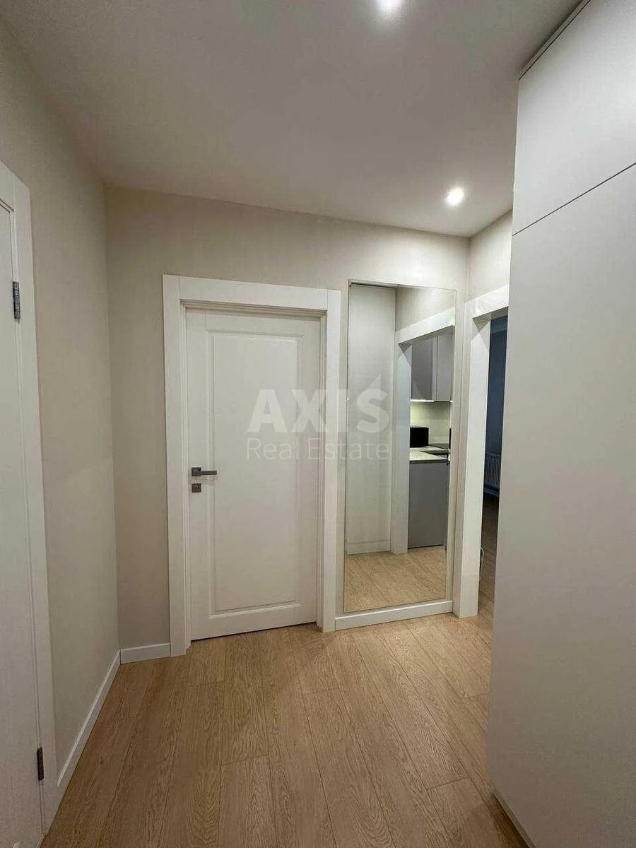 2к квартира ул. Михаила Максимовича 24670719