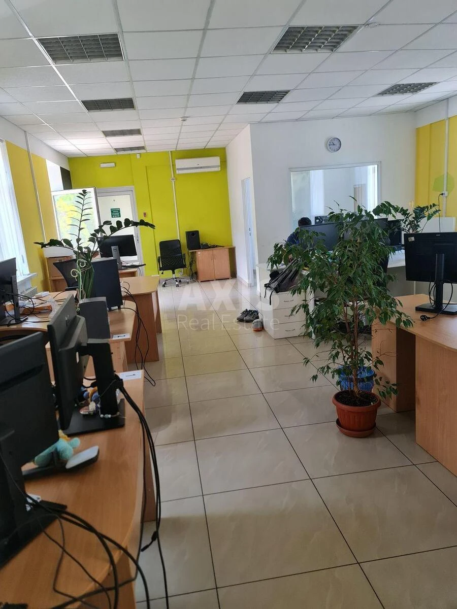 Office vul. Zavods'ka 8, 226m2687251