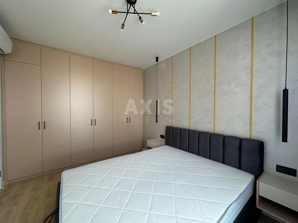 1к квартира ул. Александра Олеся 27А691335
