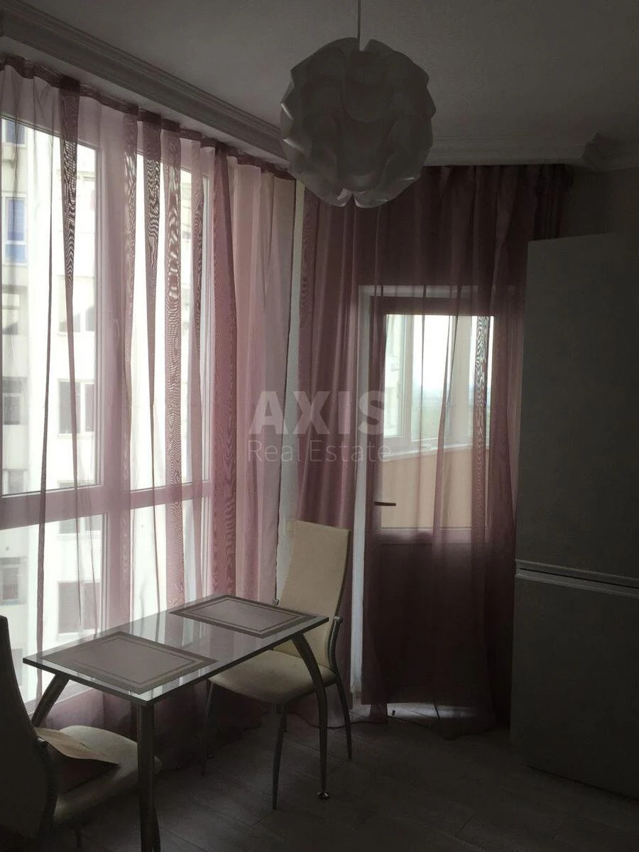 1k apartment vul. Svitla 3642733