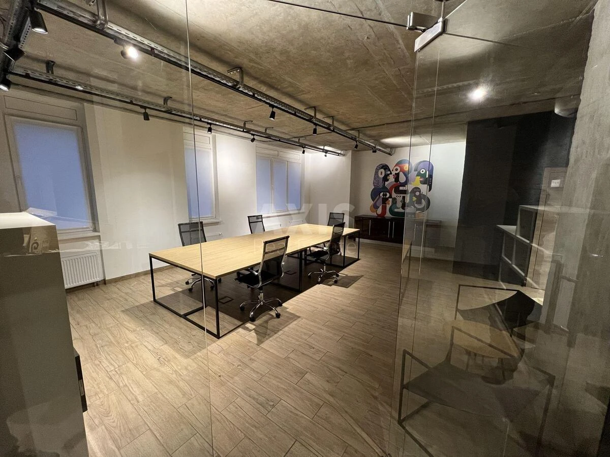 Office vul. Vasylya Tyutyunnyka 37/1, 105m267549