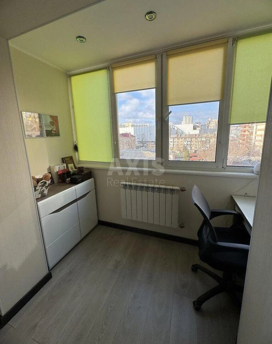 3k apartment vul. Kravchenka Mykoly 17641250