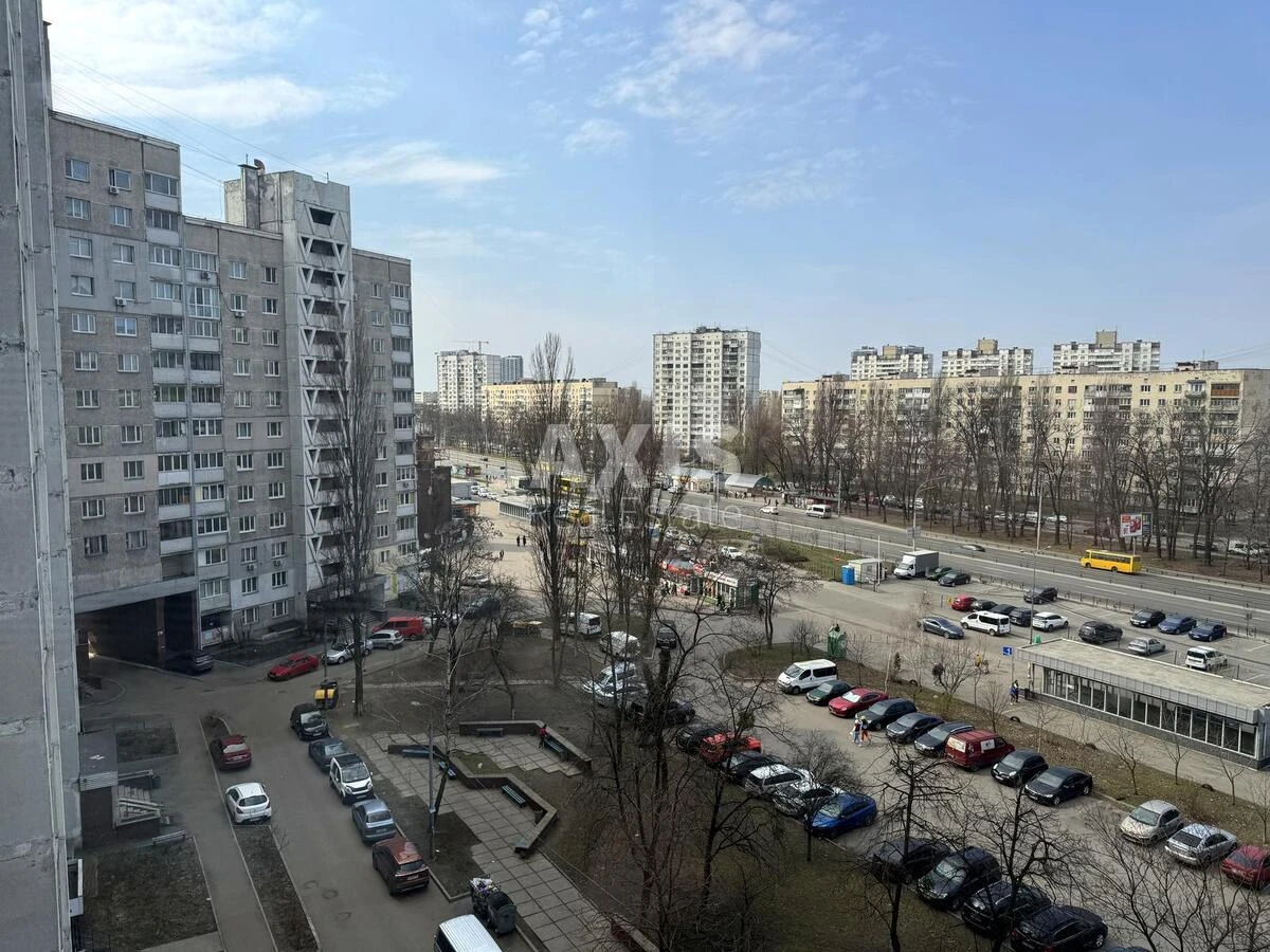 5к квартира пр-т Глушкова Академика 236504512