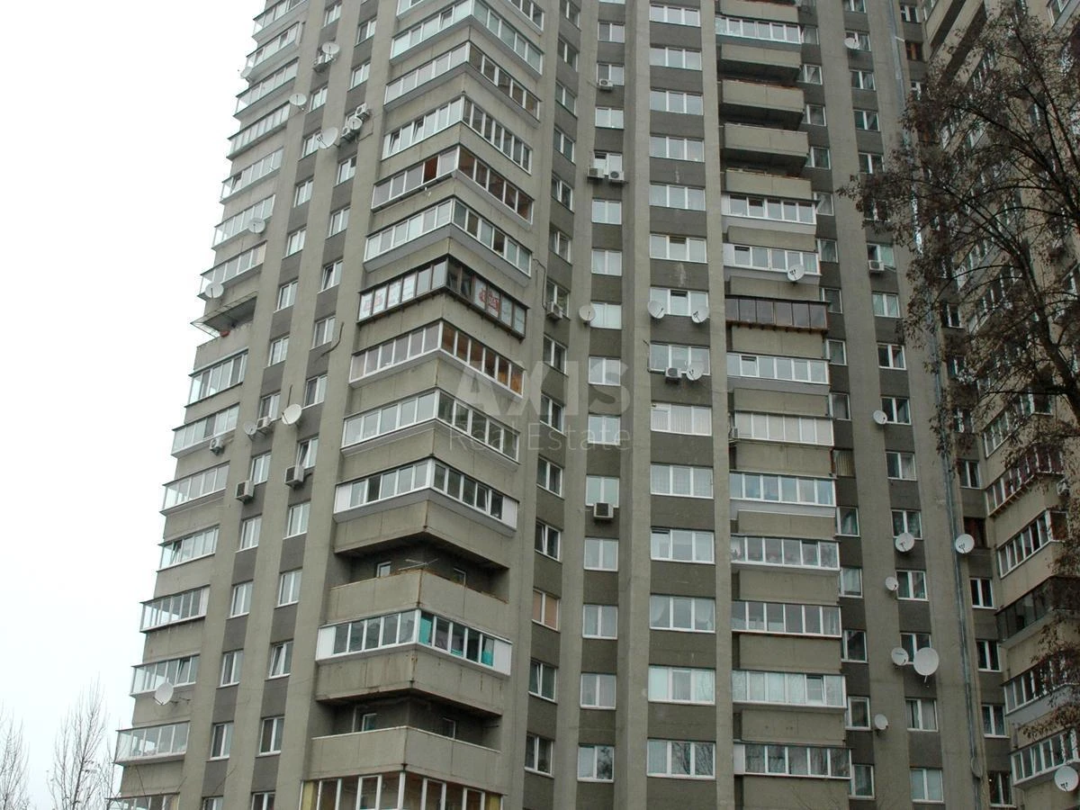 2k apartment pl. Svjatoshyns'ka 17054019