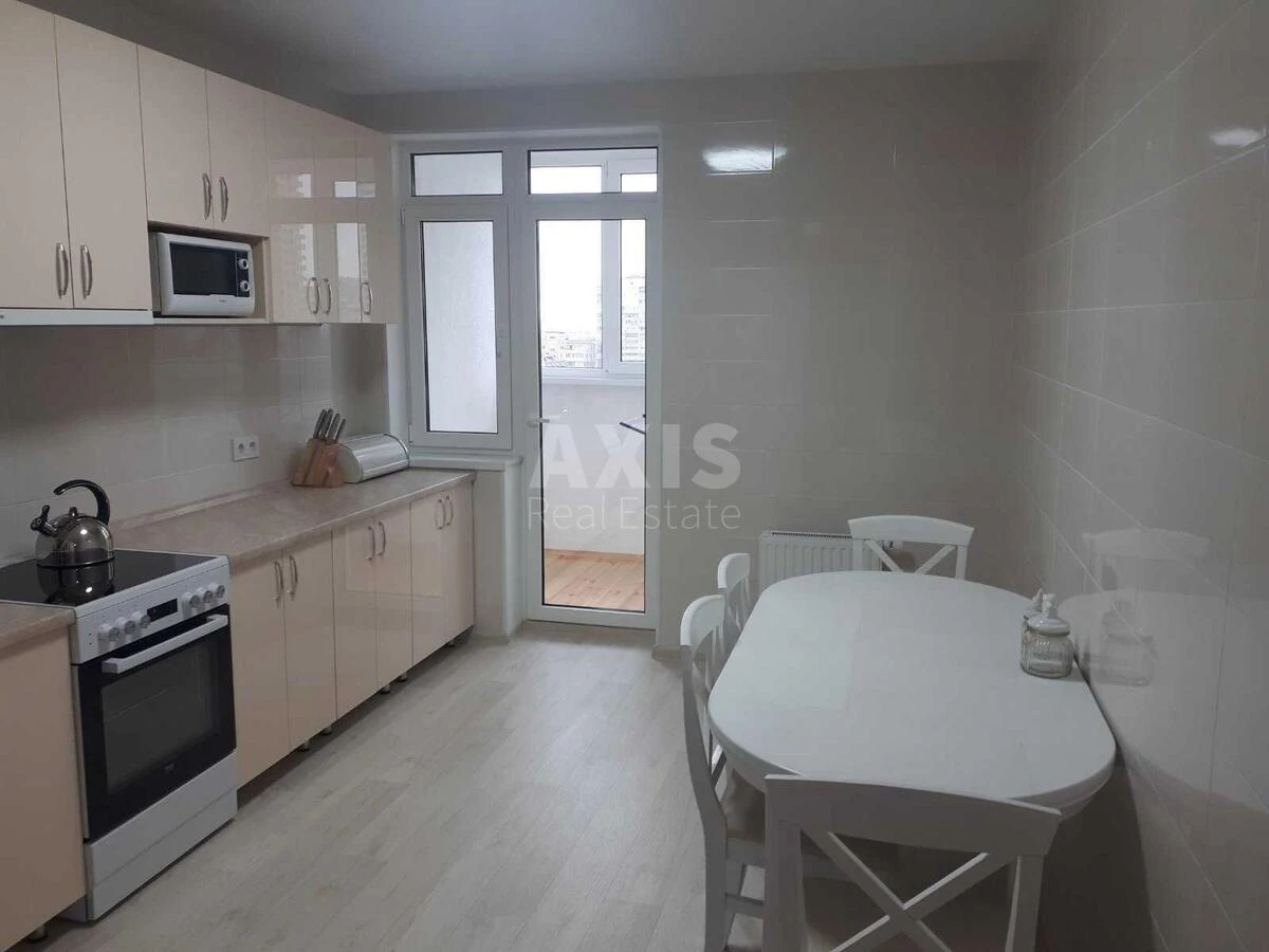 1k apartment vul. L'vivs'ka 1570845