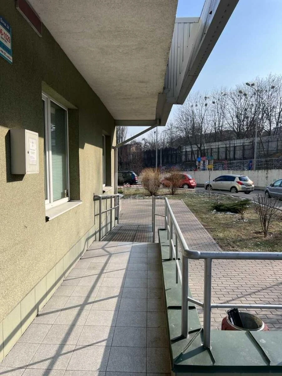 1k apartment vul. Doncja Myhajla 2А6264913