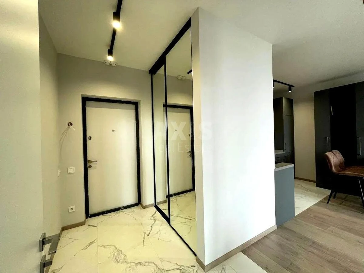 2k apartment vul. Lypkivs'kogo Vasylja Mytropolyta 386644111