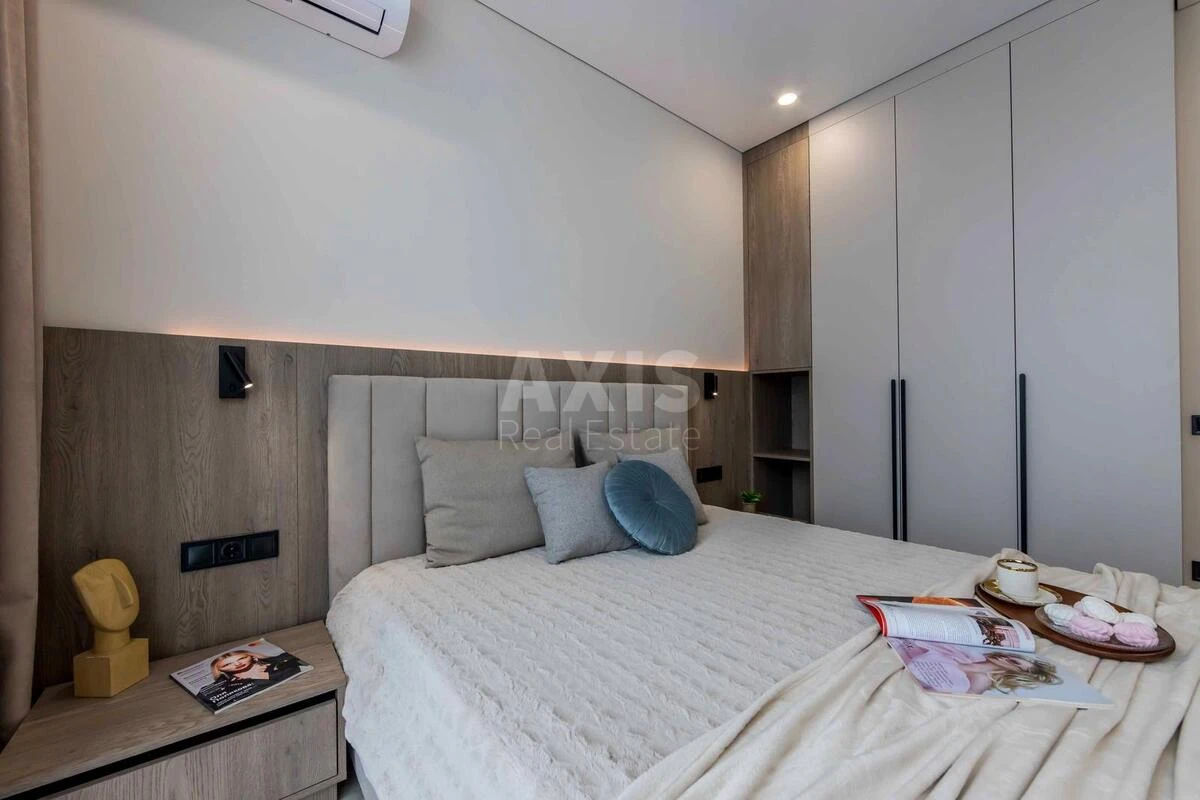 1k apartment vul. Brativ Shemetiv 10/8665122