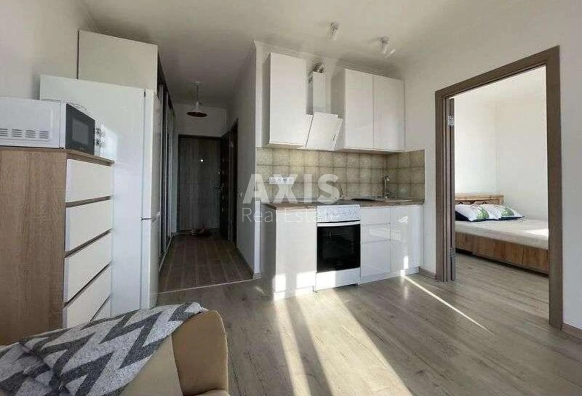 1k apartment pr-t Sobornosti 1729297