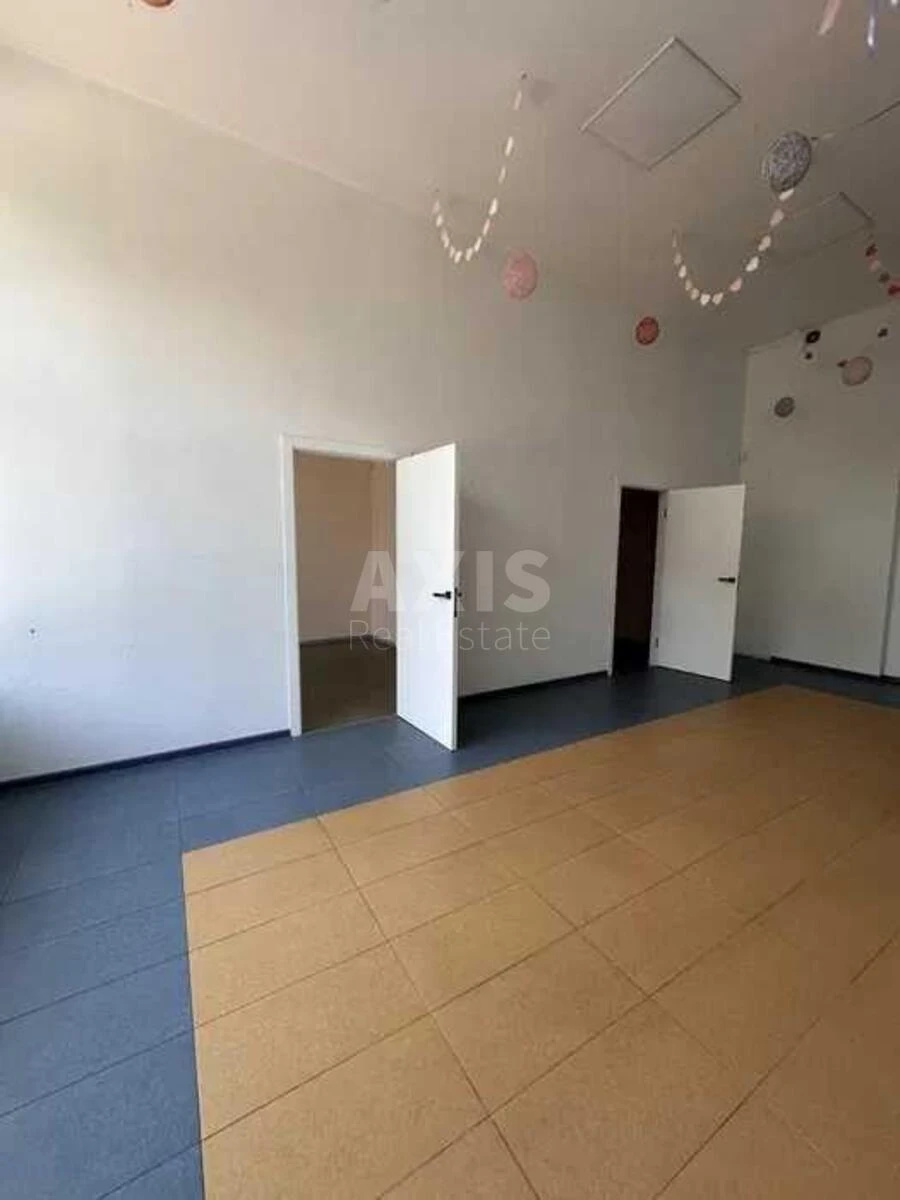 Объект торговли ул. Сикорского Игоря Авиаконструктора 1, 115м2639064