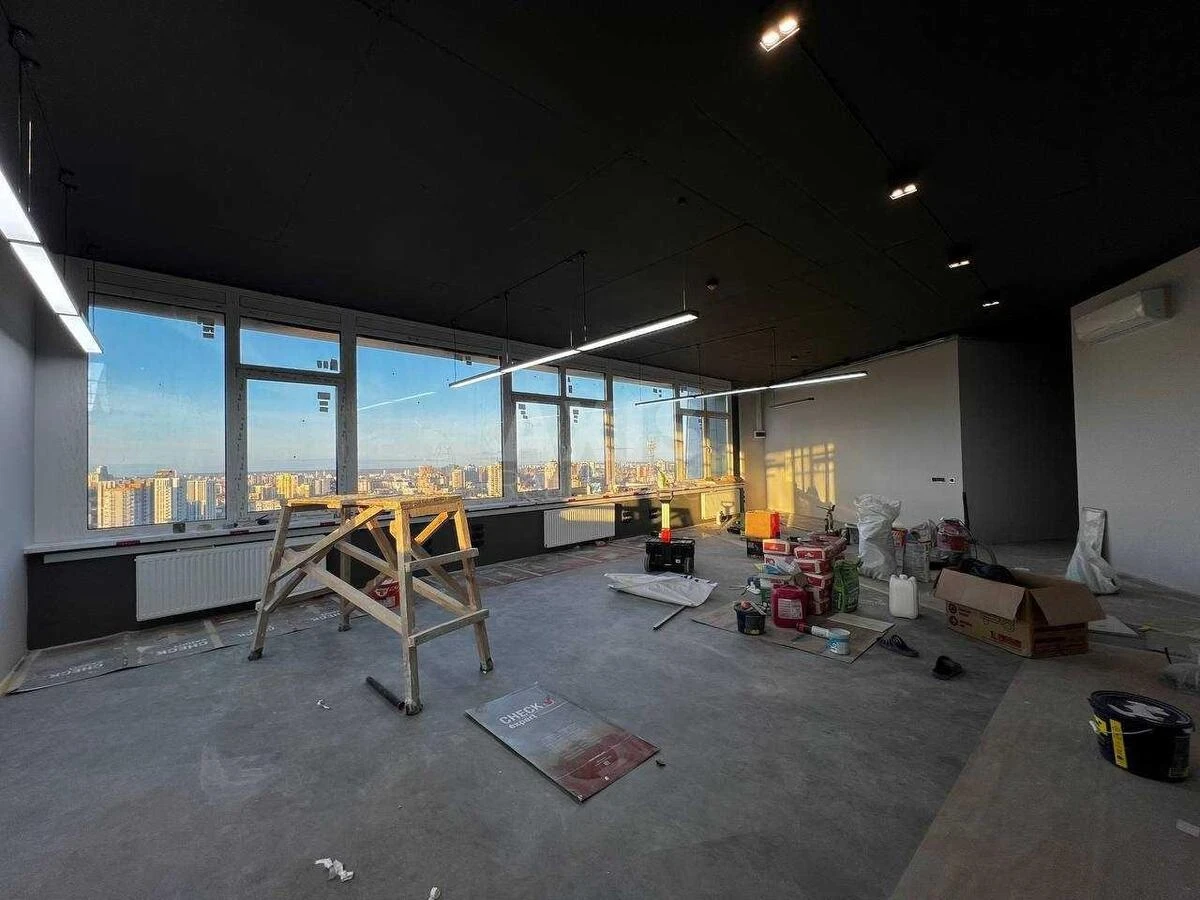 Office pr-t Berestejskij 11, 122m2657071