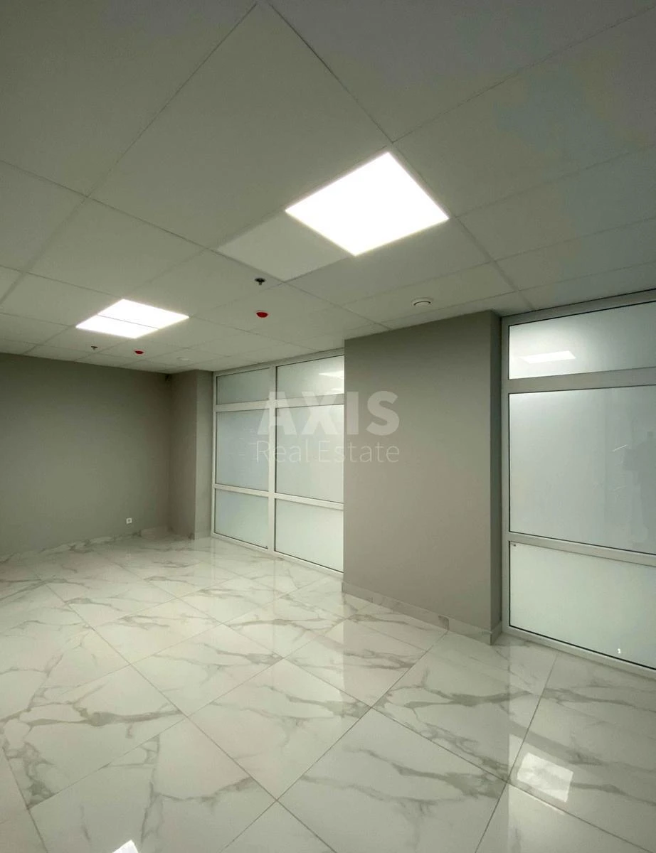 Office pr-t Berestejskij 26, 277m27049110
