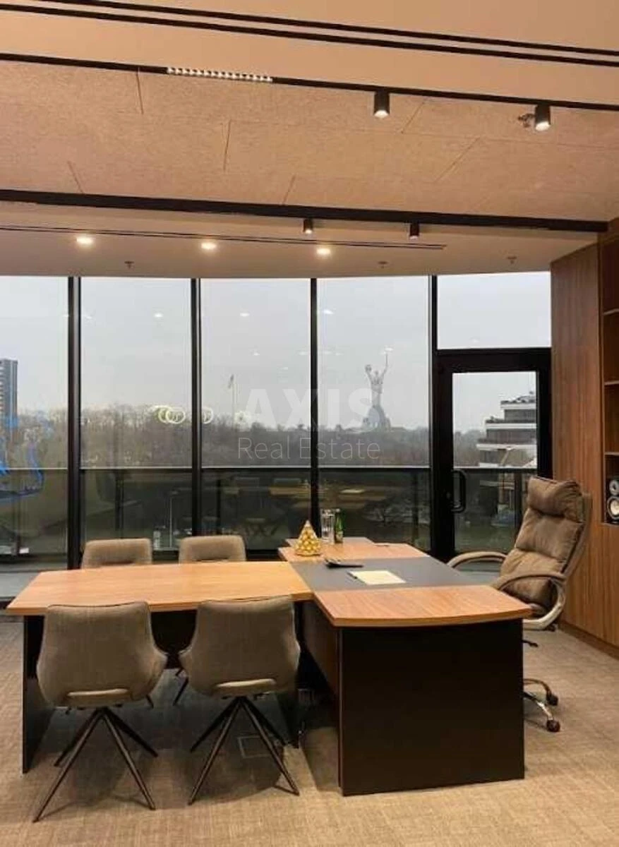 Office vul. Strutyns'kogo Sergija 13/15, 372m2646249