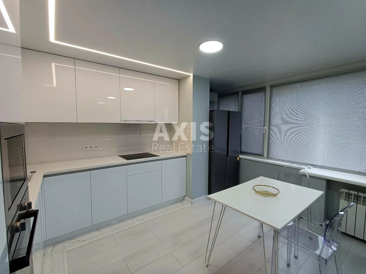 3k apartment bul. Lesi Ukrai'nky 762927