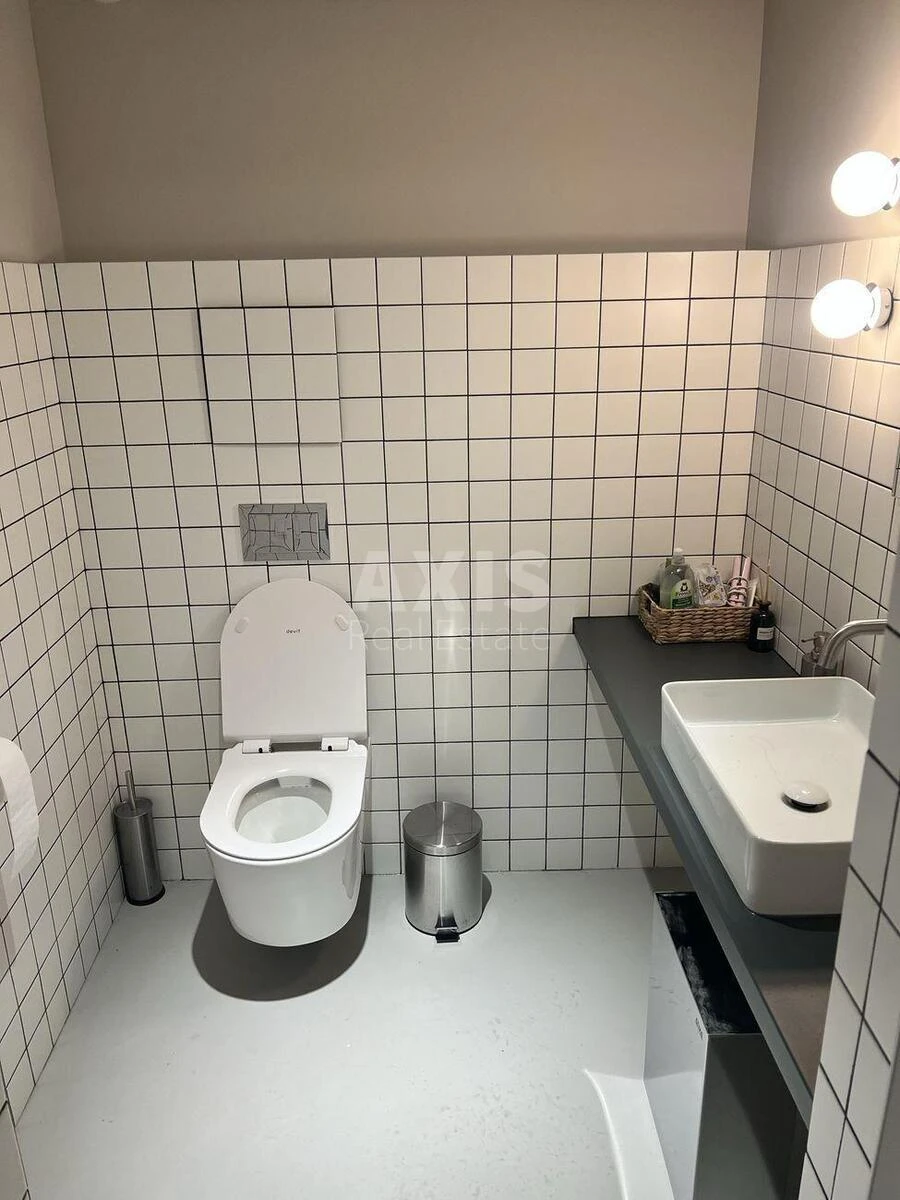 Trade object vul. Basejna 1/2, 95m2660833