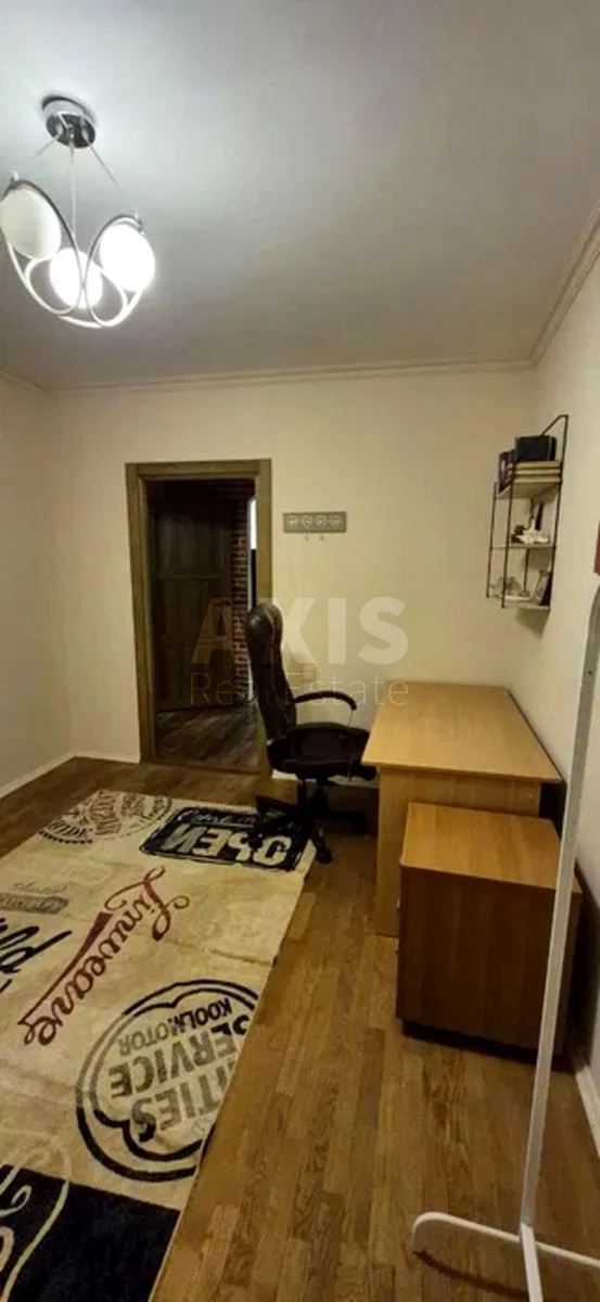 3к квартира ул. Ахматовой Анны 43668363