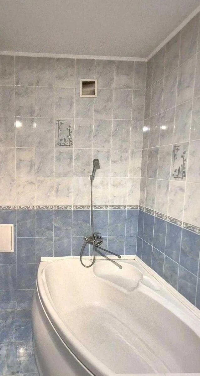 2k apartment vul. Knjazhyj Zaton 2/306276810