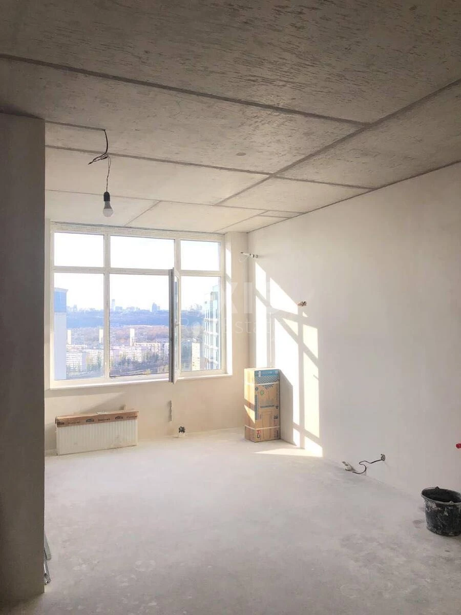1k apartment vul. Sverstjuka Jevgena 4699712