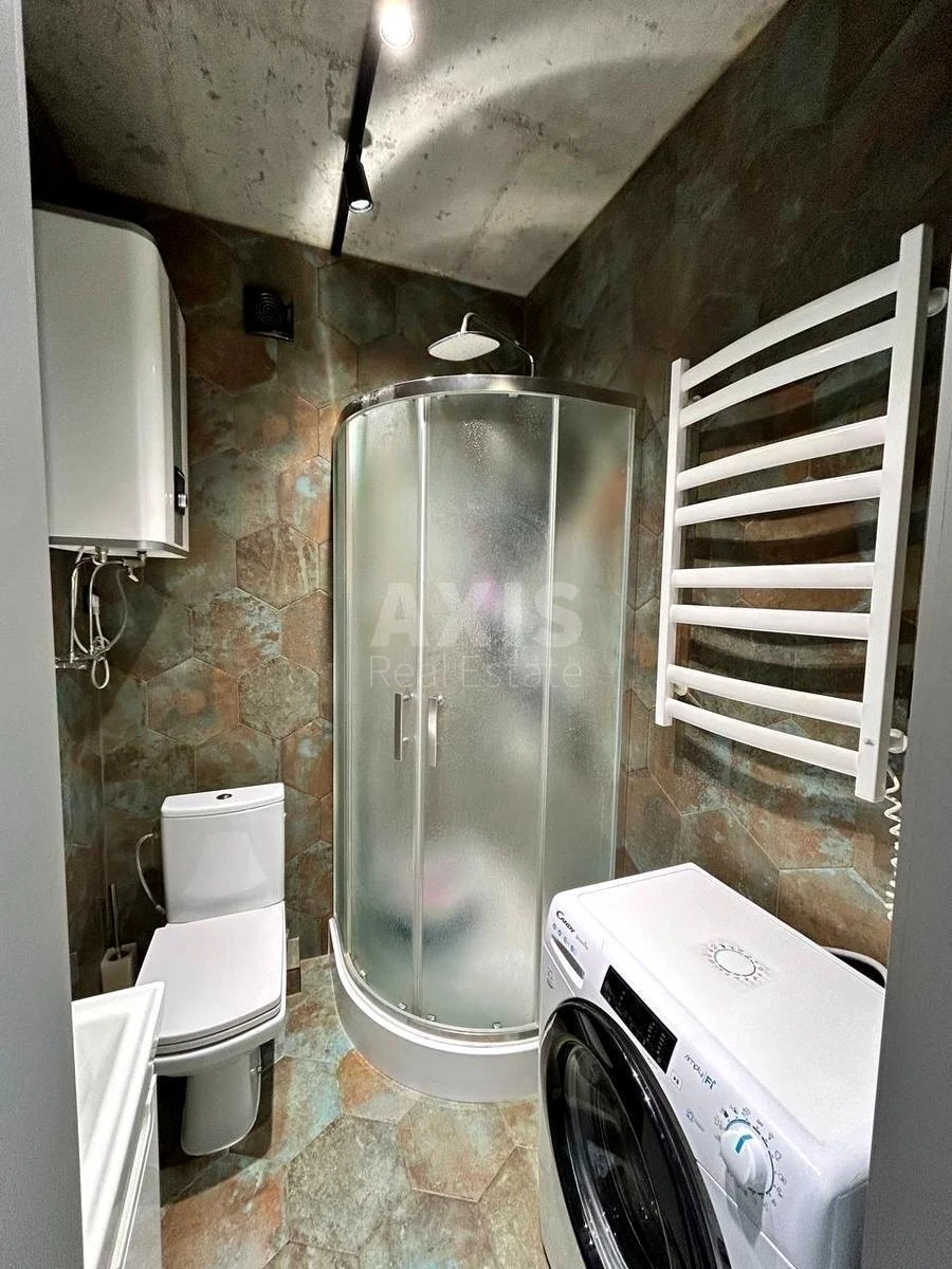 1k apartment vul. Saljutna 2, корп. 1669884