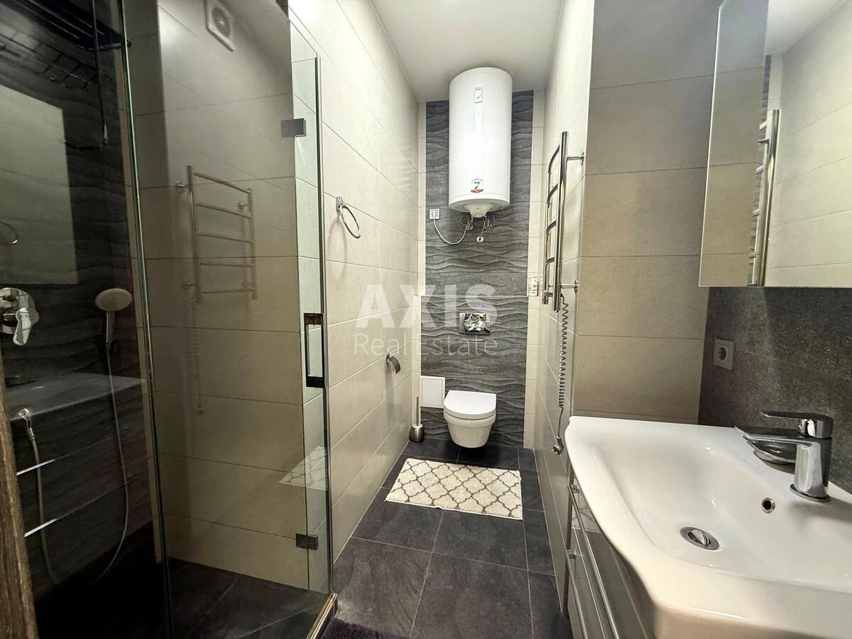 3k apartment vul. Jevgena Konoval'cja 36E658177