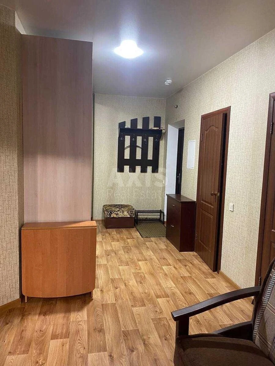 2к квартира пр-т Голосеевский 956563910