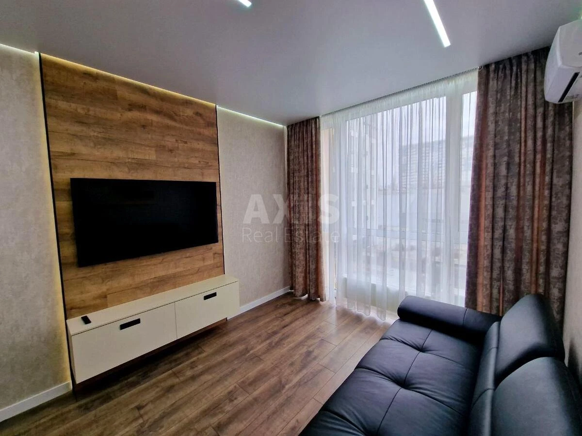 2k apartment vul. Saljutna 2Б672682