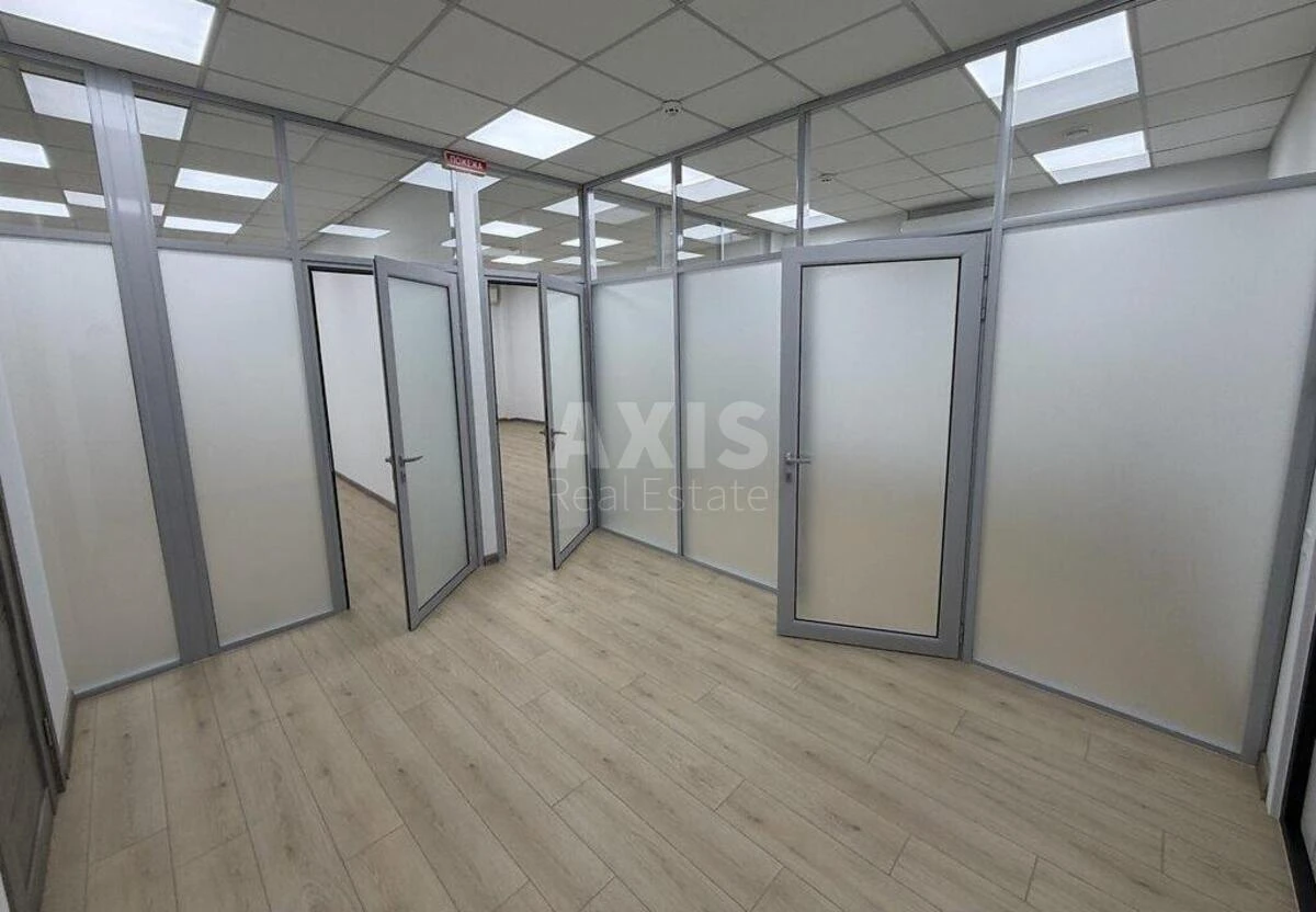 Office vul. Okipnoi' Rai'sy 4Б, 87m271010