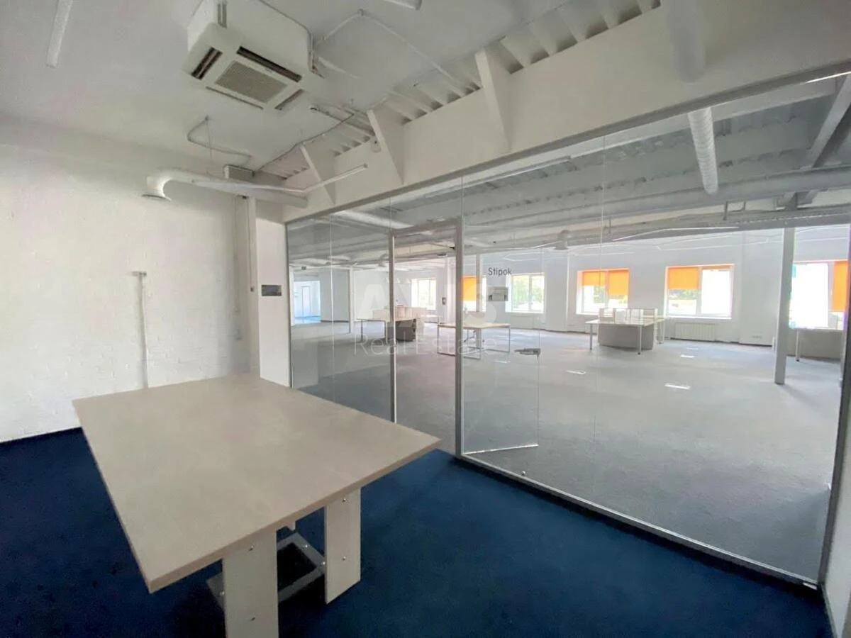 Office vul. Velyka Vasyl'kivs'ka 9/2, 1360m26778111