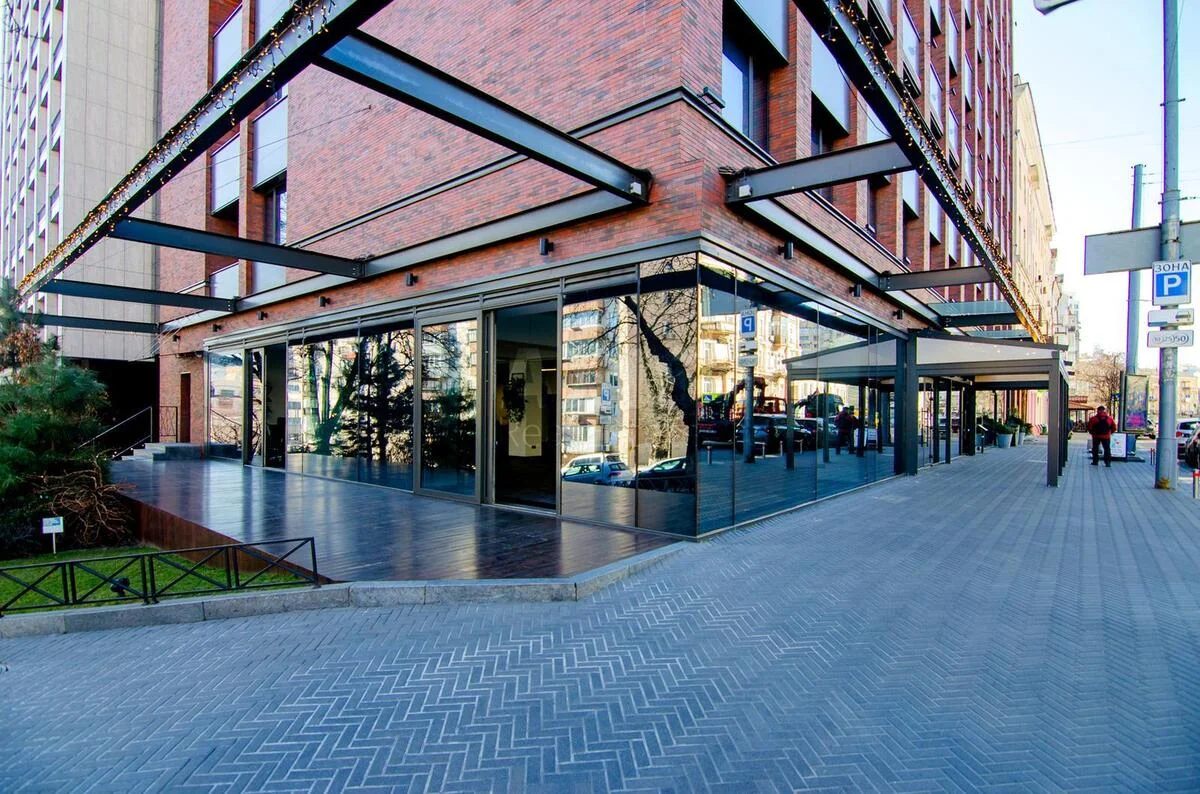 Office vul. Saksagans'kogo 53/80, 643m2