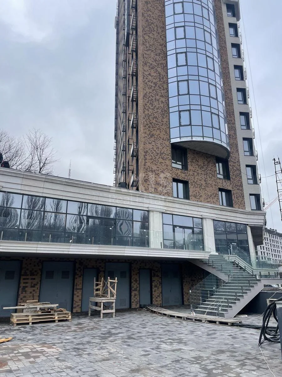 Об'єкт торгівлі вул. Глибочицька 73, 649м2