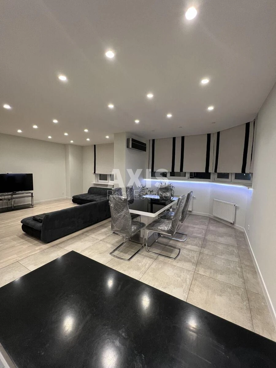 3k apartment vul. Dmytrivs'ka 10615682