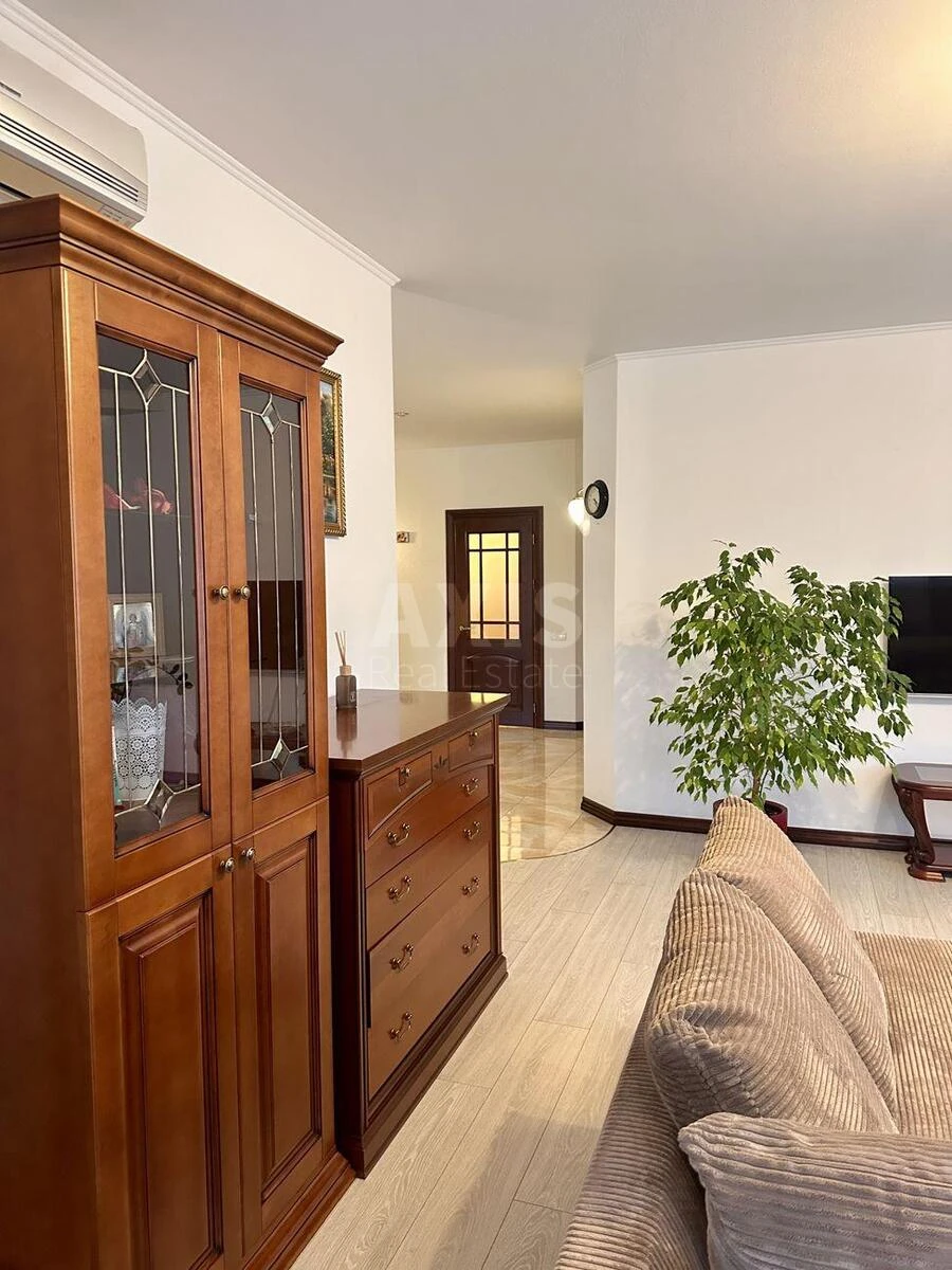 3k apartment vul. Polupanova 10649439